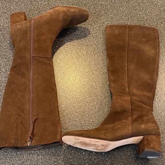 J McLaughlin Chic Brown Suede Women's Heeled Boots - size 8.5 - Picture 4 of 6